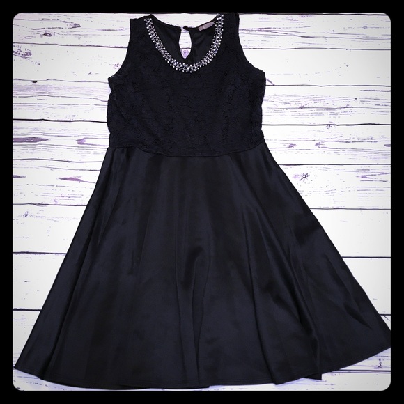 NEW Stretchy Little Black Prom Dress - Picture 2 of 4